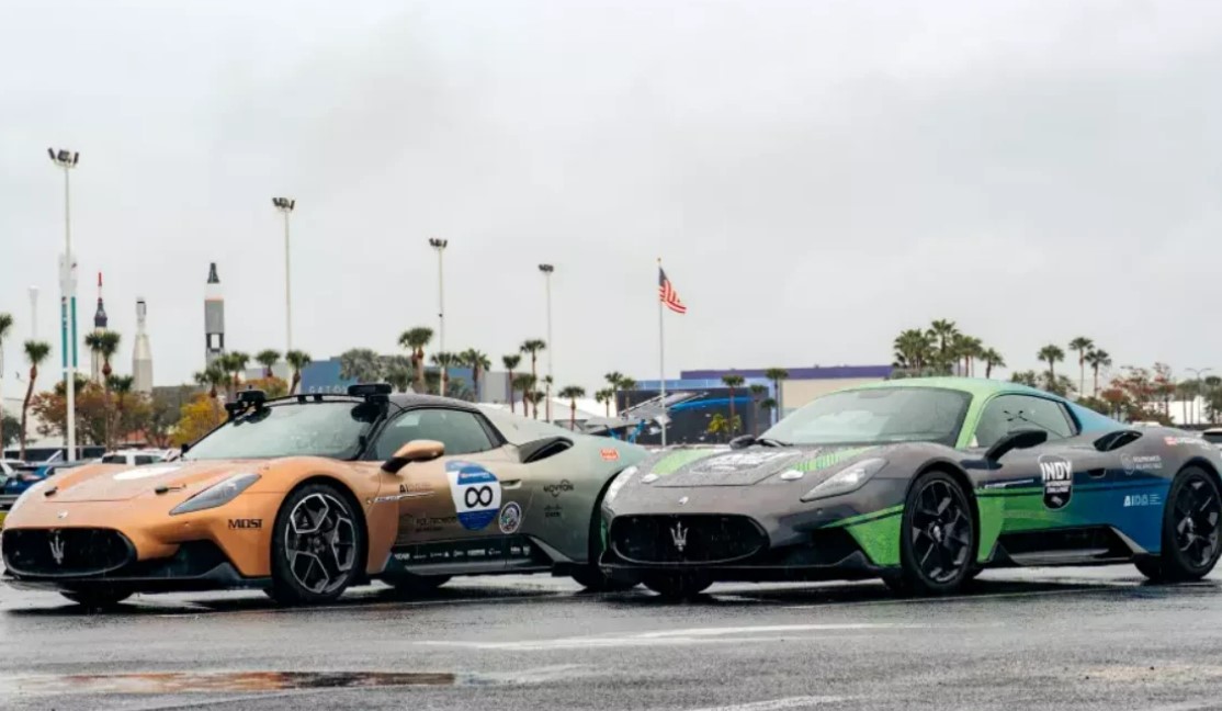 Առանց վարորդի Maserati-ն արագացել է մինչև 318 կմ/ժ։ Մեքենան կառավարել է արհեստական ​​ինտելեկտը։