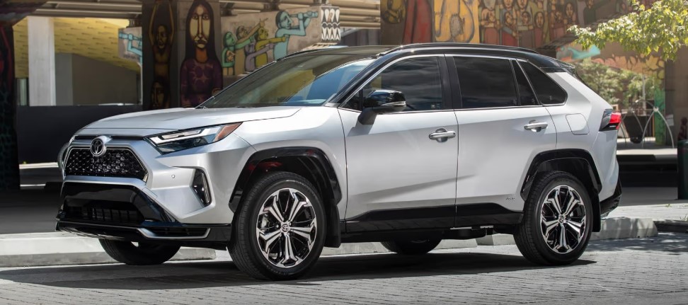 Նոր  Toyota Rav-4-ը սերիական թափքում․ ֆոտոներ Ճապոնիայից