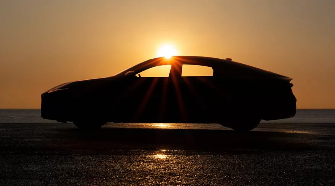 Lexus-ը պատրաստվում է  նոր ES սեդանի  ներկայացմանը․  հրապարակվել են  առաջին նկարները