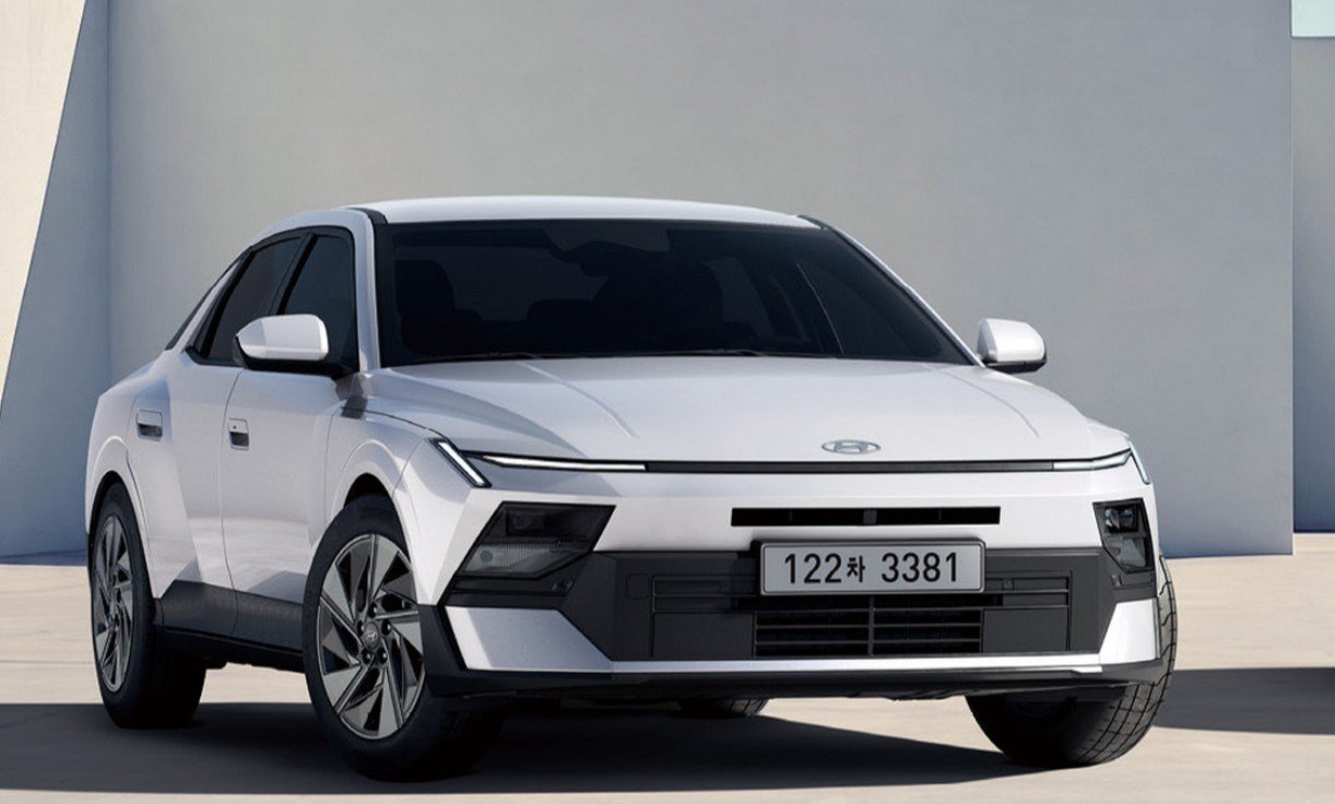 Ներկայացվել է նոր Hyundai Elantra-ն յուրահատուկ դիզայնով (ֆոտո)